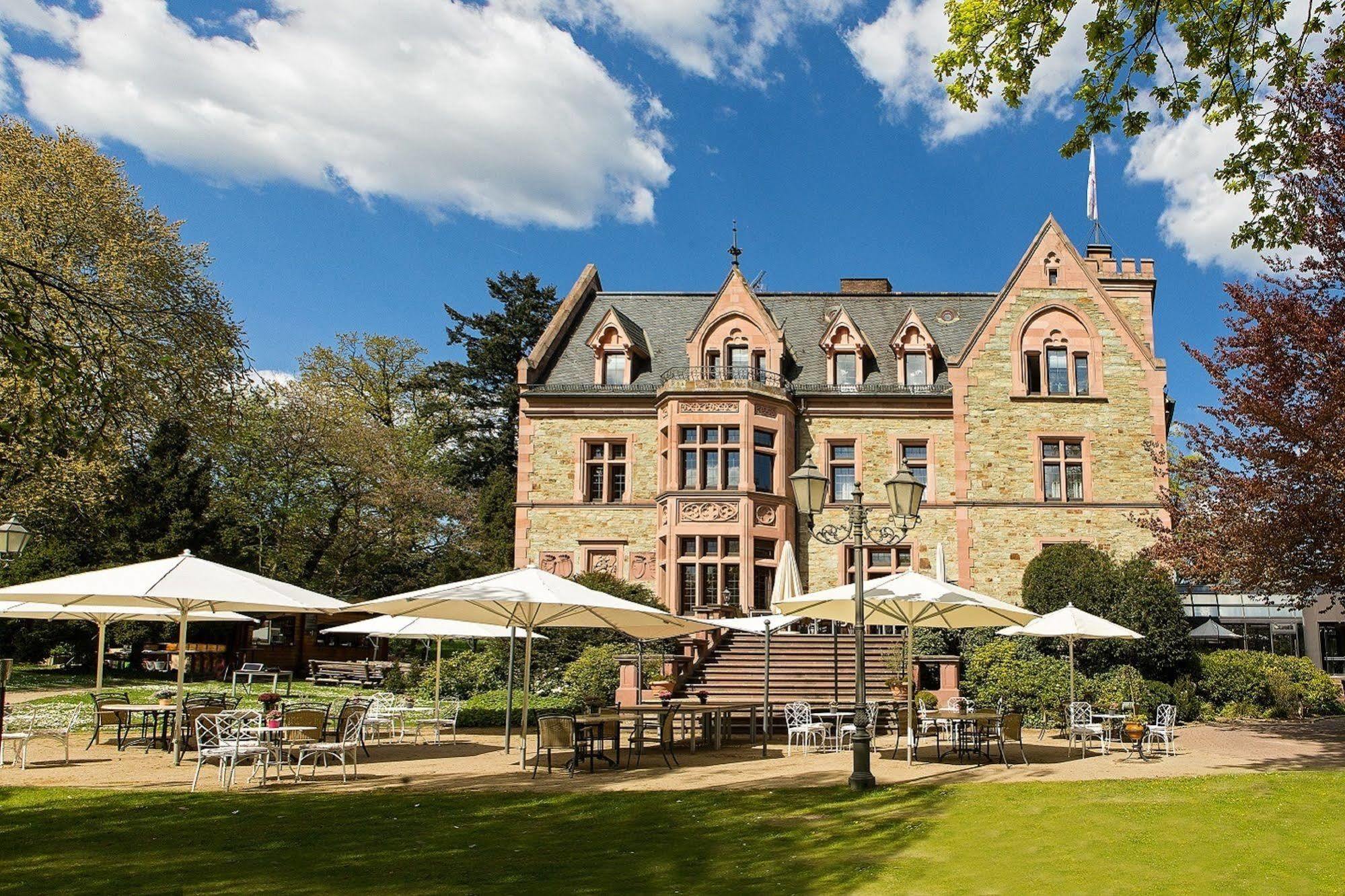 Schlosshotel Rettershof Kelkheim Exterior foto